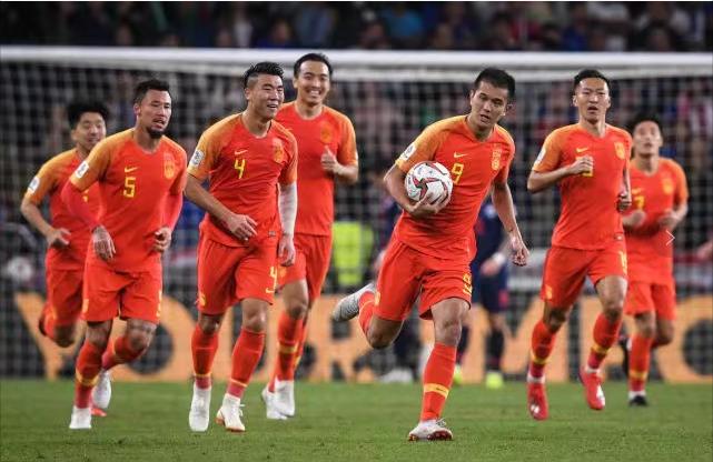 许家印为国足进八强,许家印对恒大足球重要表态