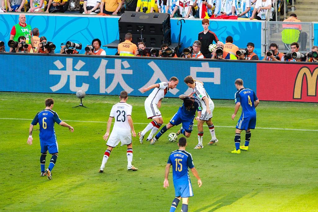 南美十大球队排名,世界杯预选赛南美区阿根廷vs巴西