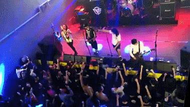 偶像为自己代言是什么感觉,和自己偶像合作是种什么样的体验