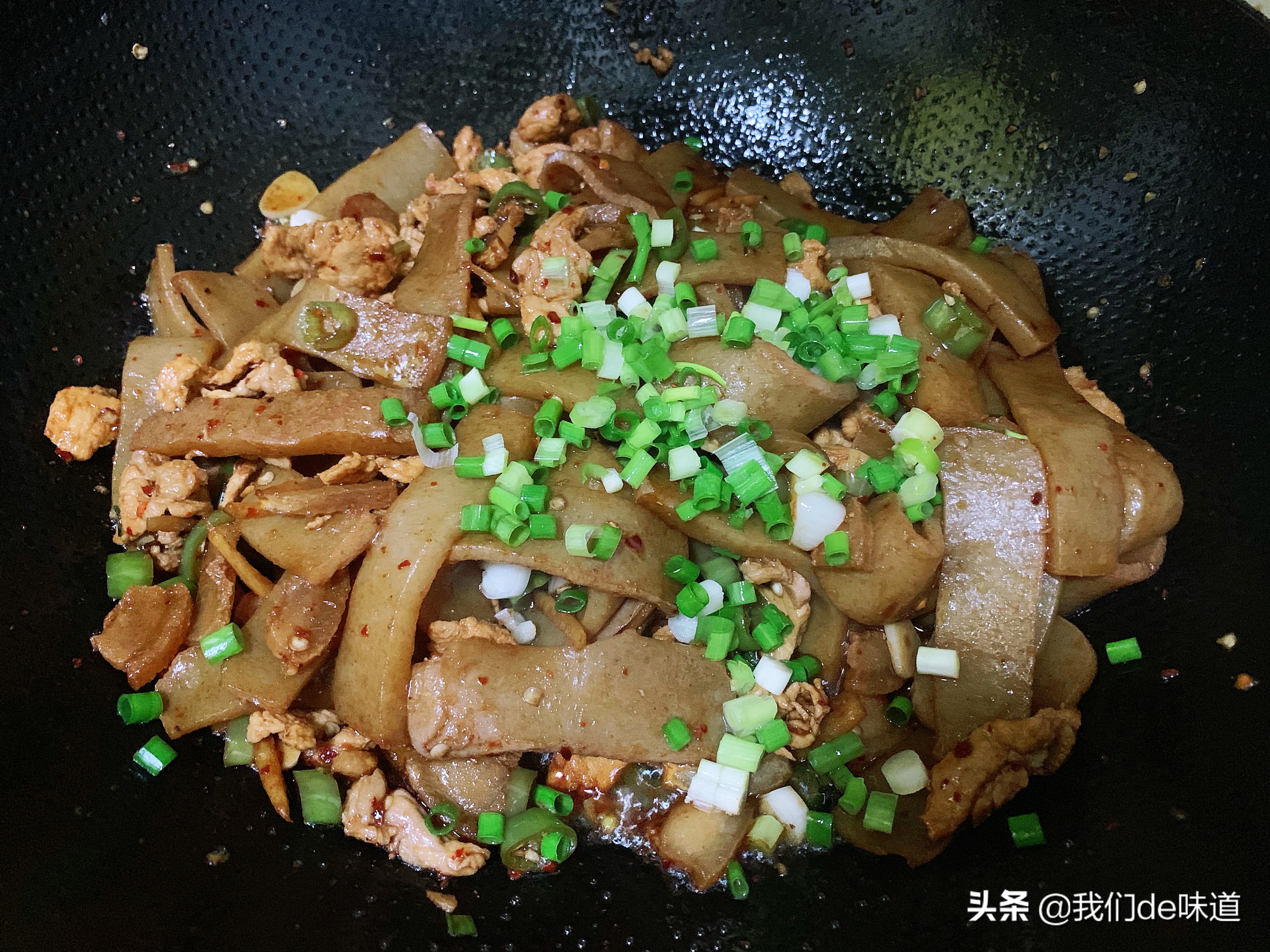 魔芋这样吃，不但不舌头麻，而且好吃又下饭，比涮着吃好吃太多了