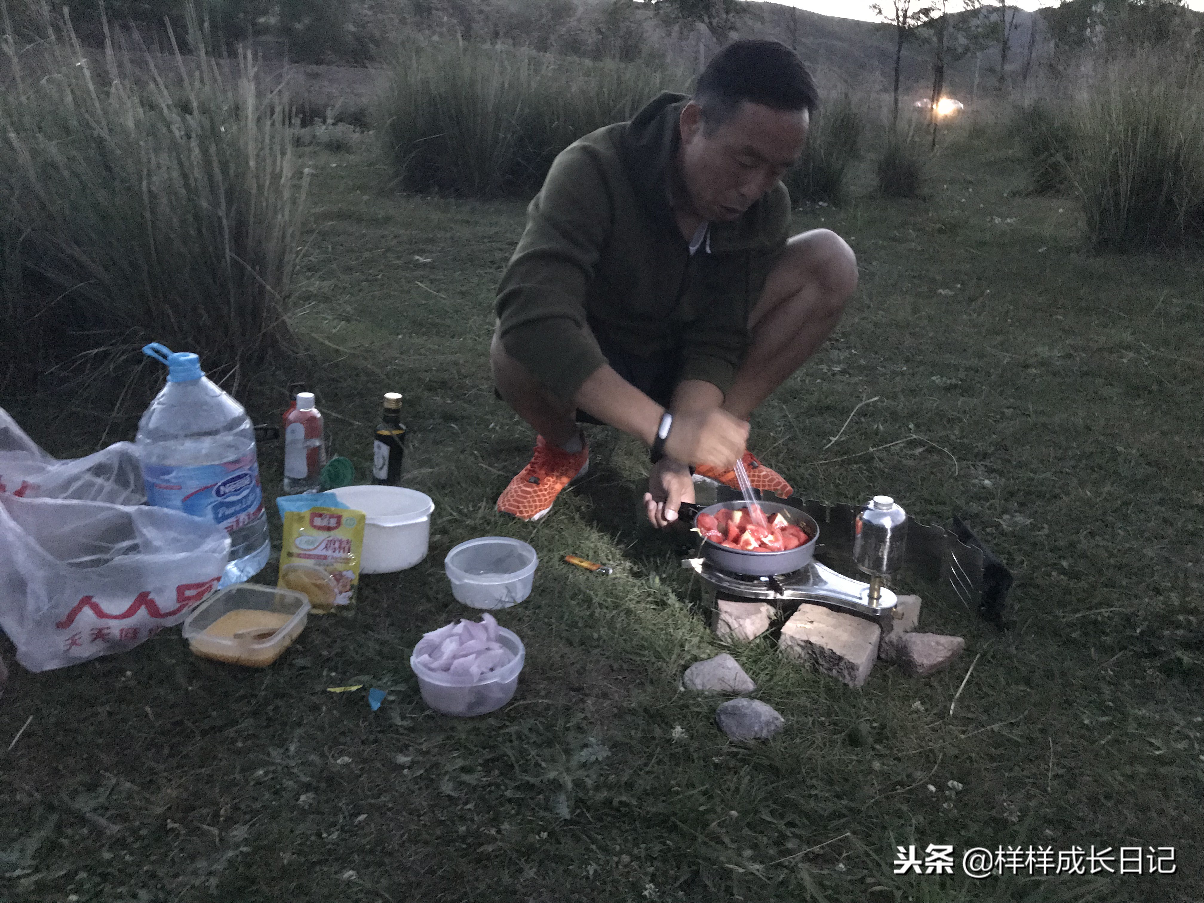 一家三口新疆伊犁旅游,自驾游霍尔果斯路线攻略