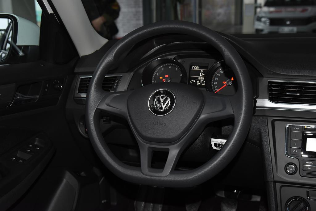 2022款宝来传奇1.5自动时尚版价格,2019款宝来传奇1.5自动舒适版