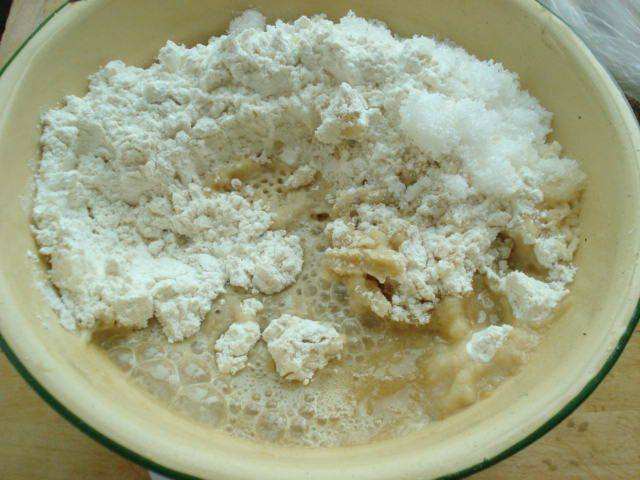 山西最正宗的太谷饼,山西传统名吃平遥牛肉太谷饼