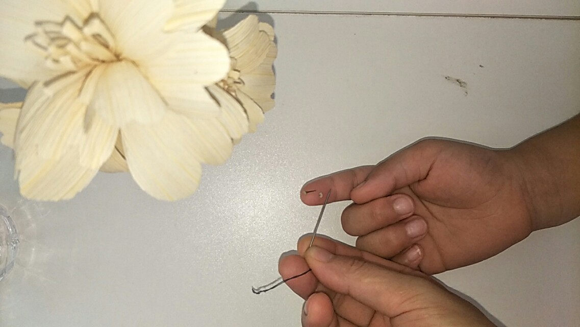 手指头扎刺怎么剔除？别再用针挑，教你一正确去刺不留痕小妙招，