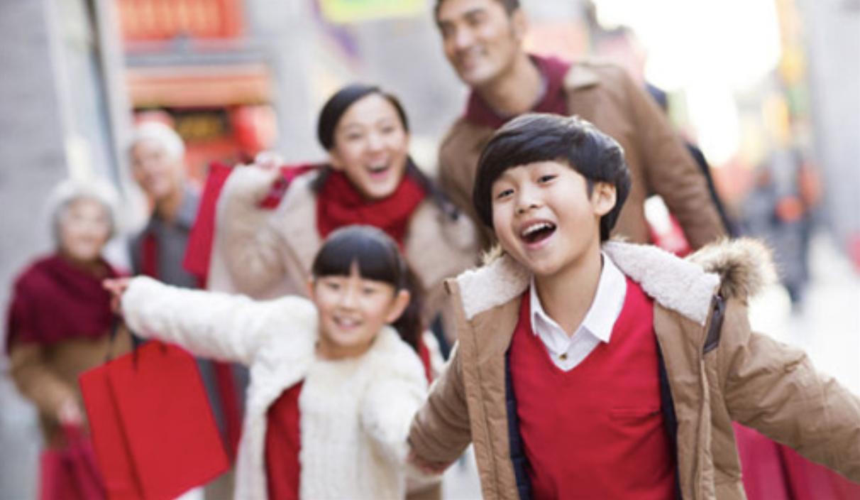 特别爱说话的孩子如何管教,孩子说话过分该如何教育