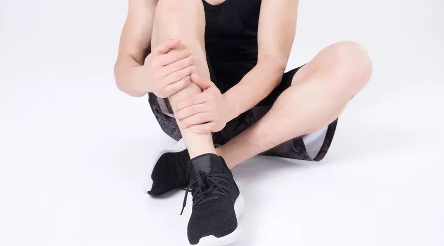 孩子腿疼误以为是生长发育，结果却是肿瘤！这些早期症状要注意