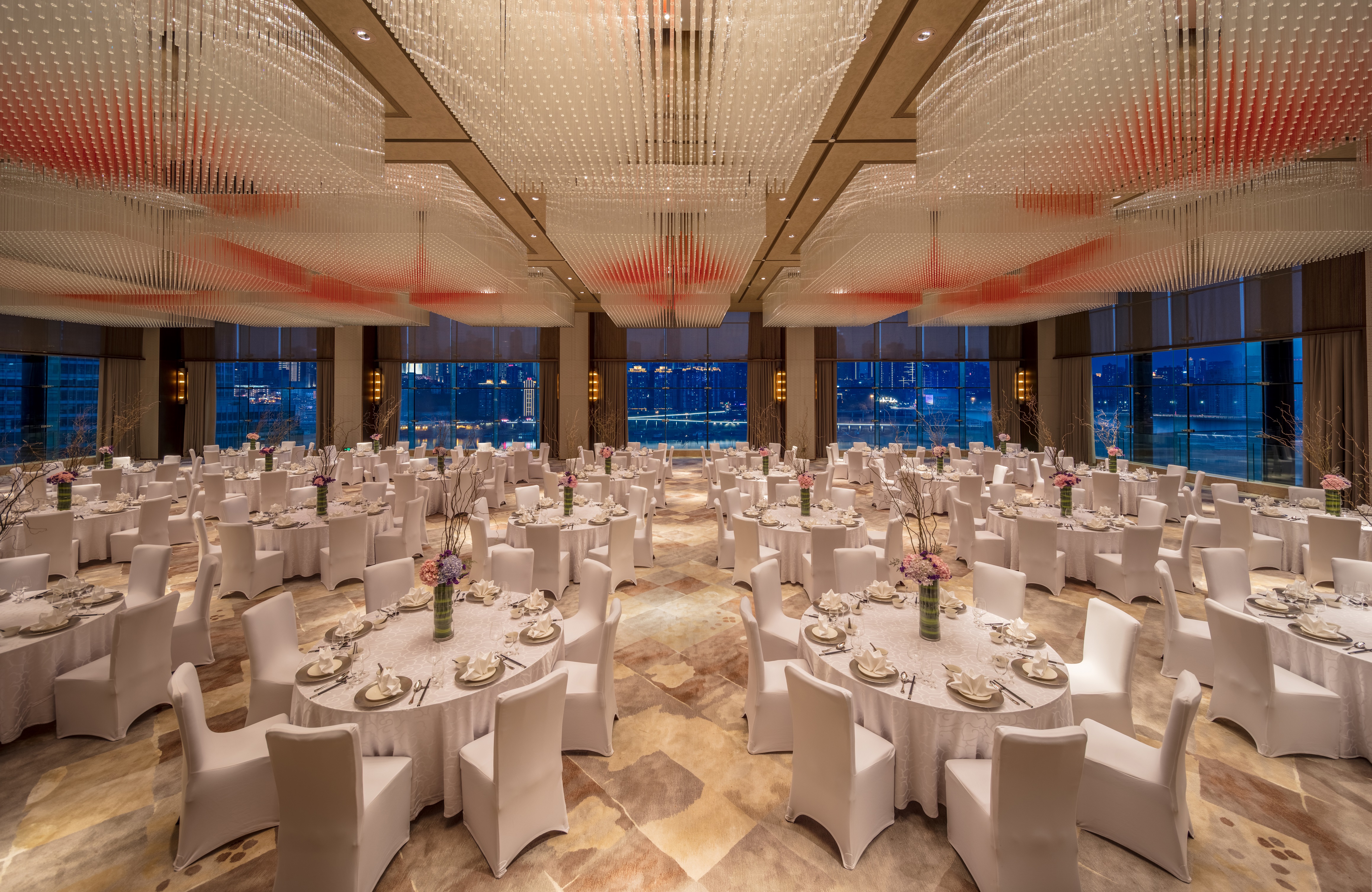 夜上浓妆完整版,重庆丽晶酒店酒吧