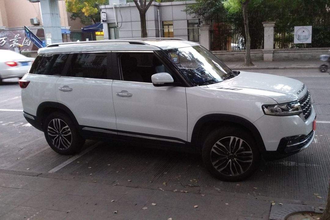 路虎揽胜运动版销量,路虎揽胜黑色大卖