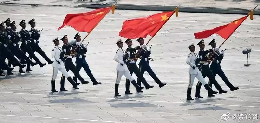 41岁宛如少女，这个“董卿的接班人”我爱了​