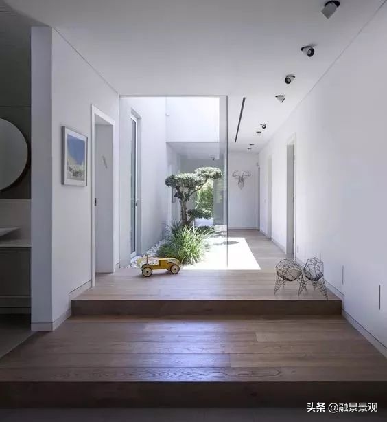 景观设计遇到高墙,景观设计在建筑中的设计