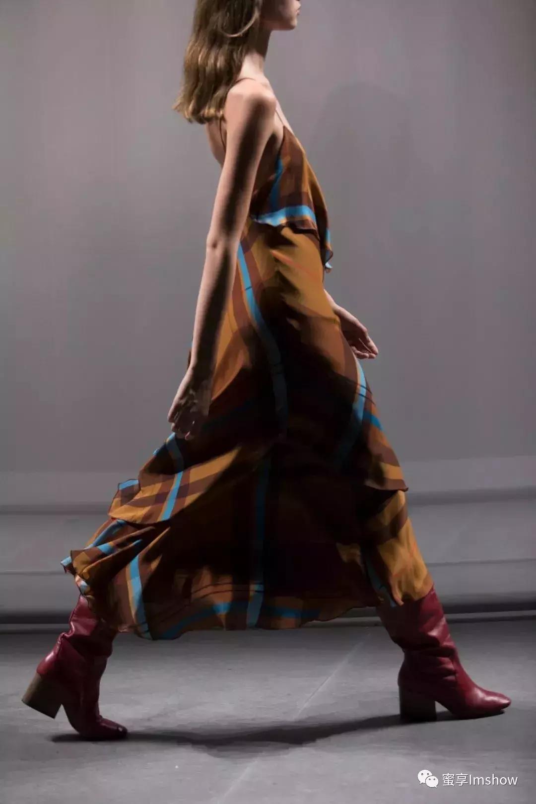 massimodutti类似男装品牌,massimodutti和zara有什么关系