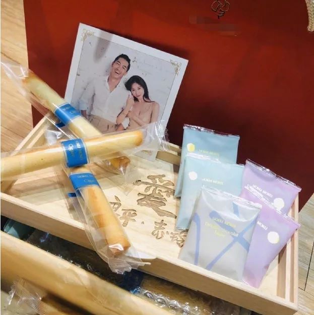 林志玲结婚为何很少明星送祝福,林志玲婚礼服细节曝光