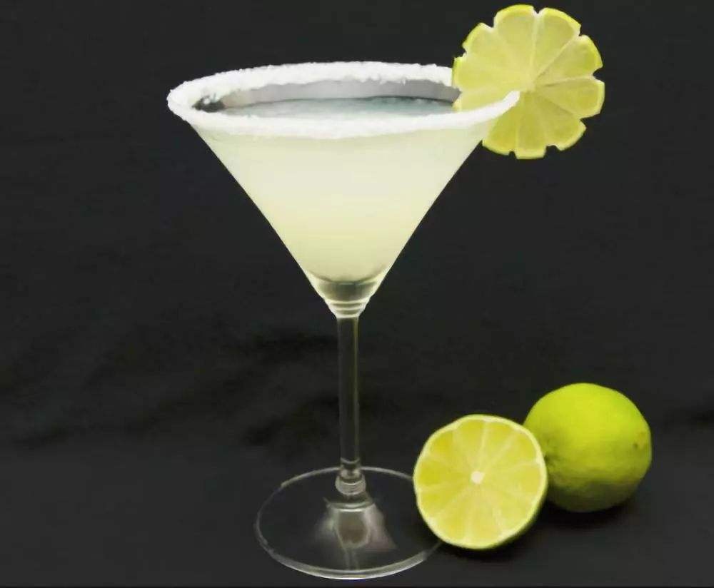 酒吧调酒的知识,酒吧必备常识有哪些