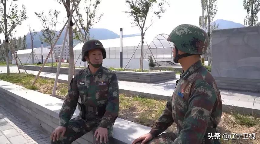 共同上阵的父子兵,军人父子一起参加阅兵