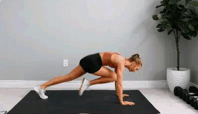 足球记者颜值,足球球星魔鬼身材