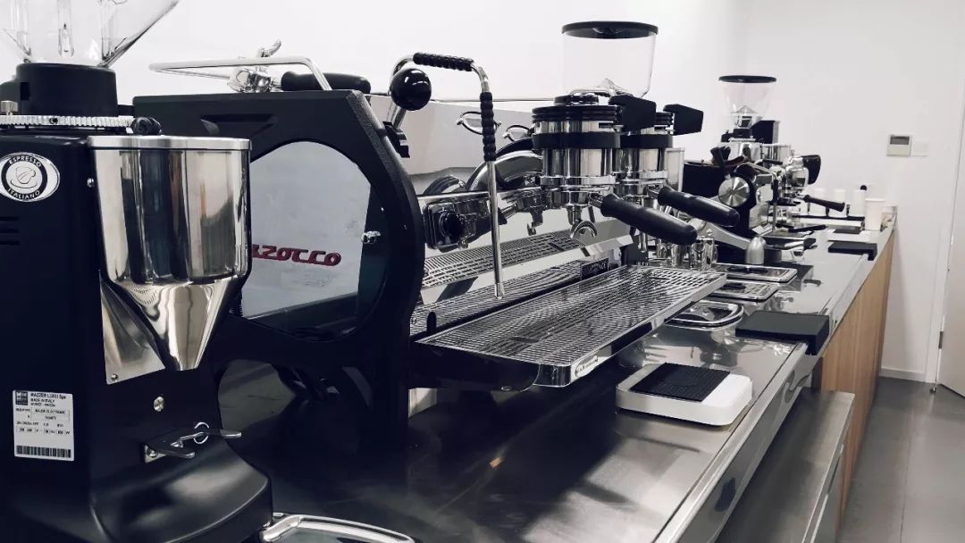 中赫时尚咖啡,中赫时尚咖啡学院学费