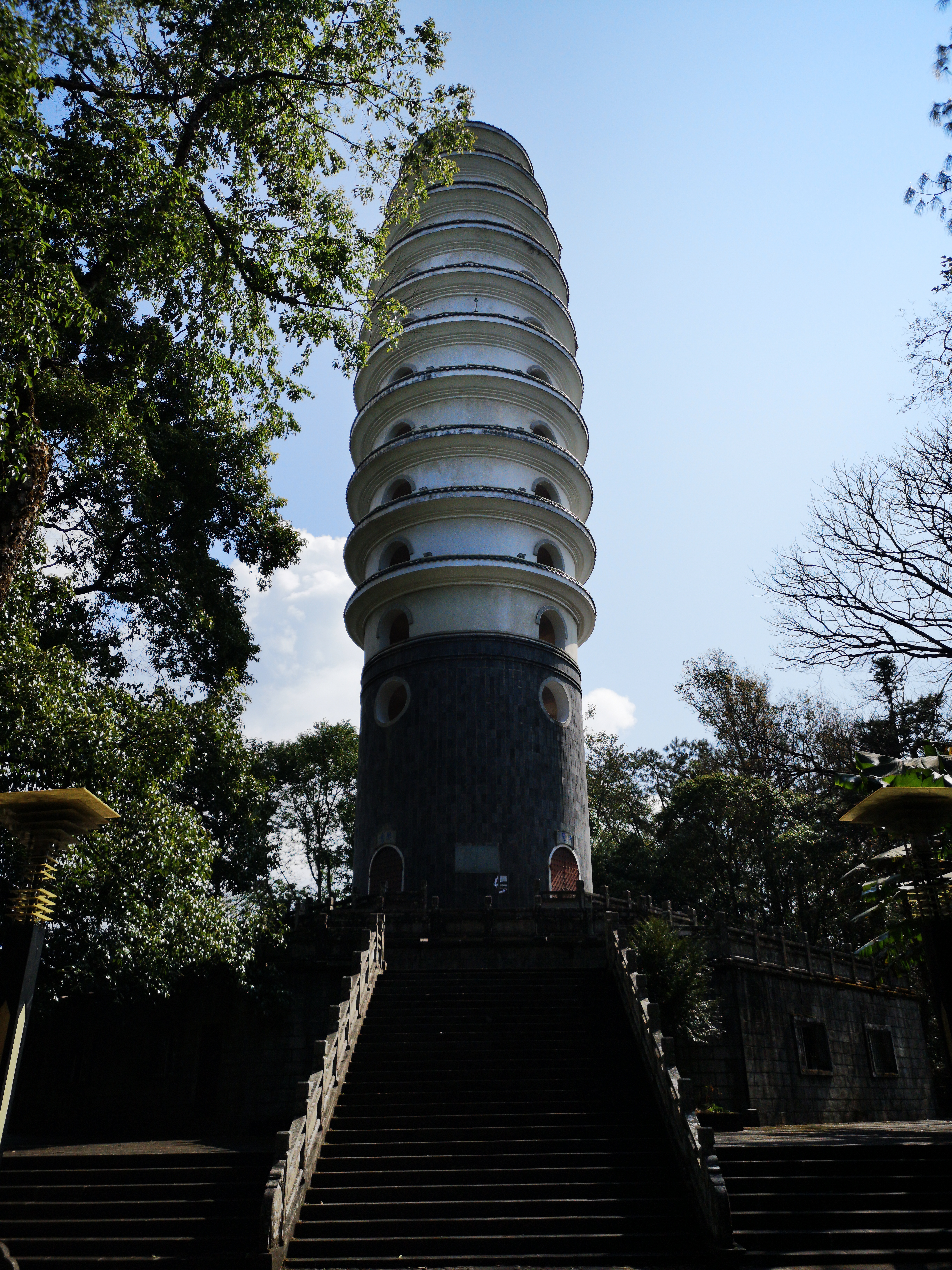 云南自驾两个月攻略,昆明出发云南自驾游最佳路线图