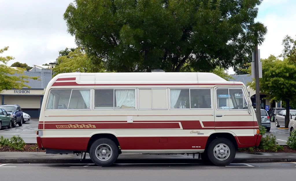 第一代丰田考斯特客车,丰田考斯特7座20万以下