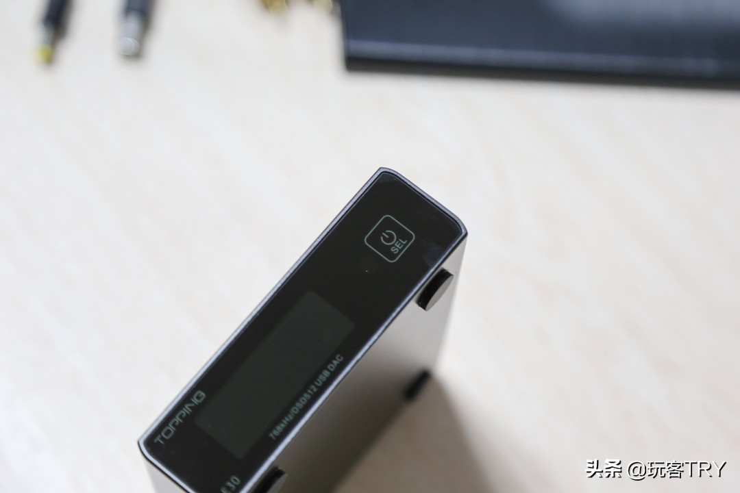 解码器里的小米，说说性能小钢炮拓品E30DAC+监听音箱的听感