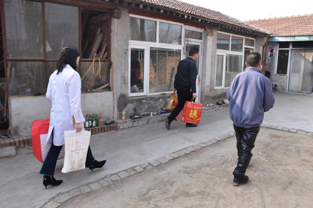 老人得了晚期肝癌应该告诉老人吗,老人得了肝癌晚期能活多长时间