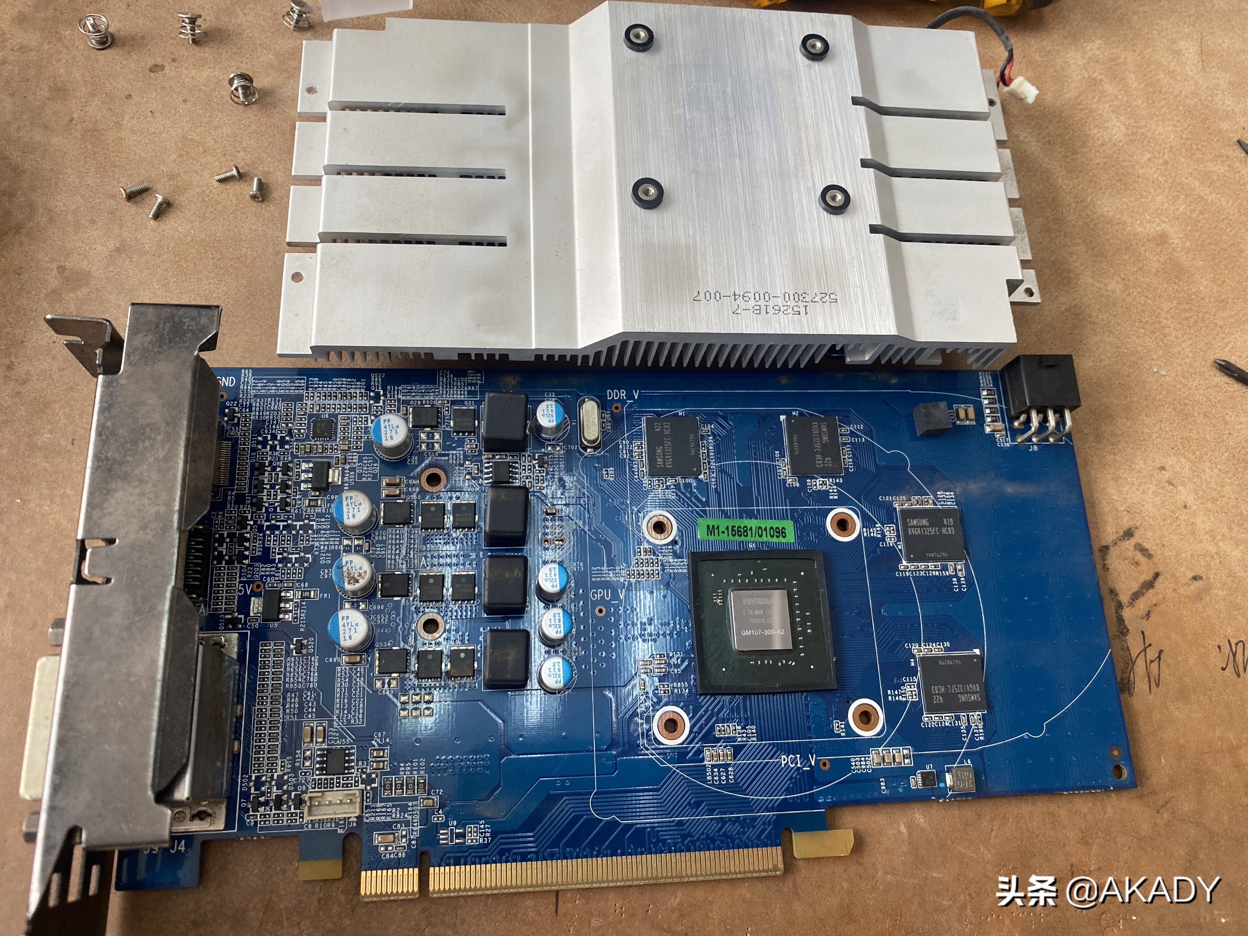 家有旧电脑,家里老电脑怎么处理