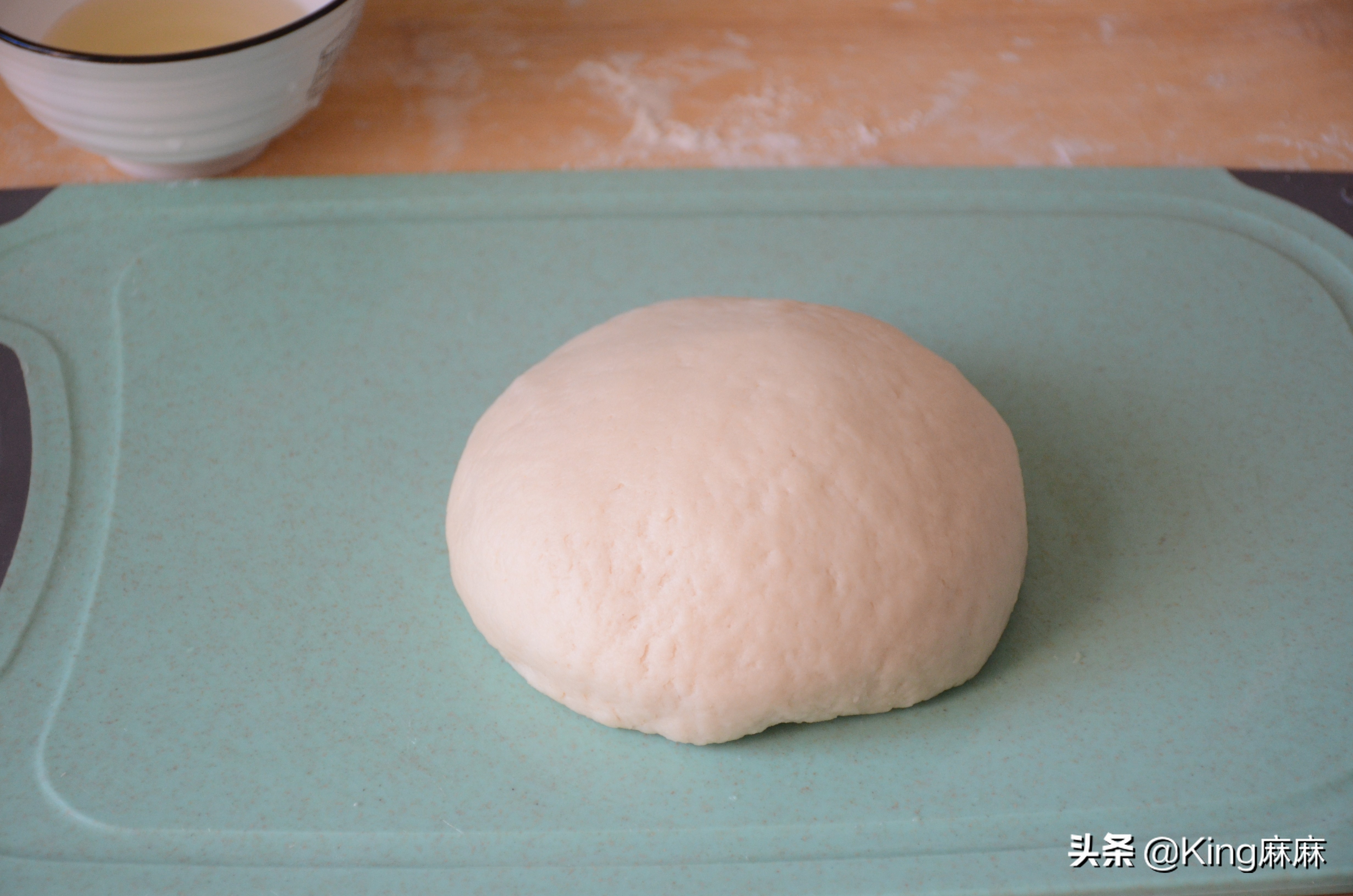 春饼怎么又软又薄不用揉面,烙柔软春饼的正确方法