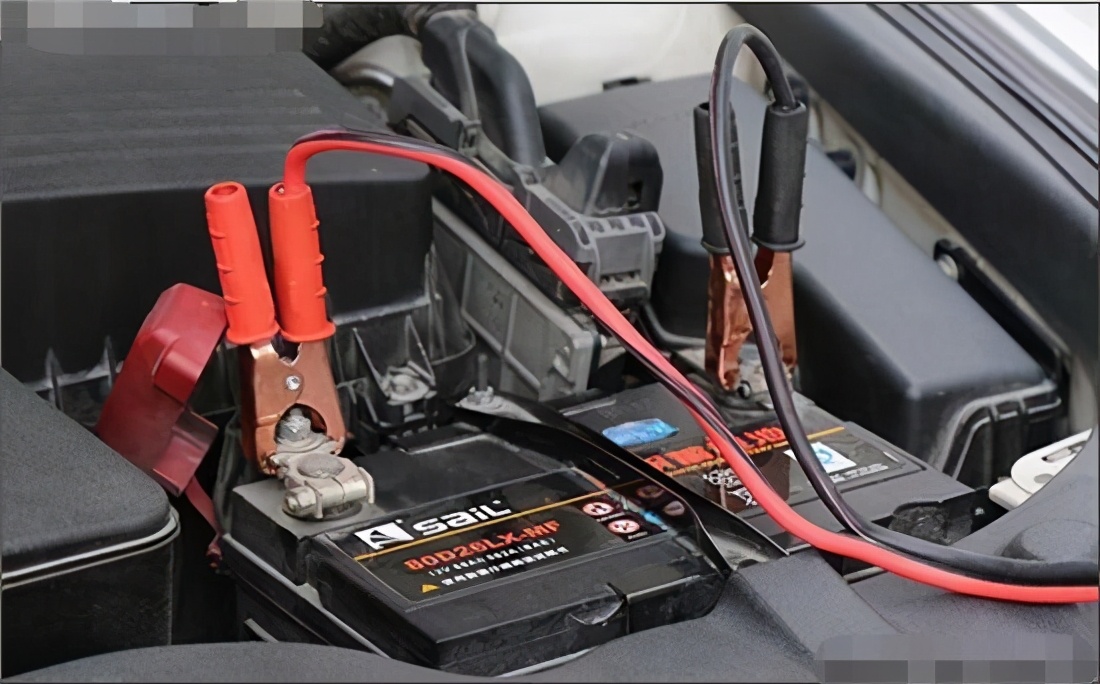 天能汽车蓄电池和瓦尔塔哪个好,汽车蓄电池骆驼瓦尔塔哪个好