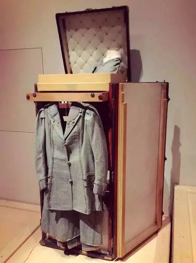 lv箱子能修吗,lv古董箱子沉底