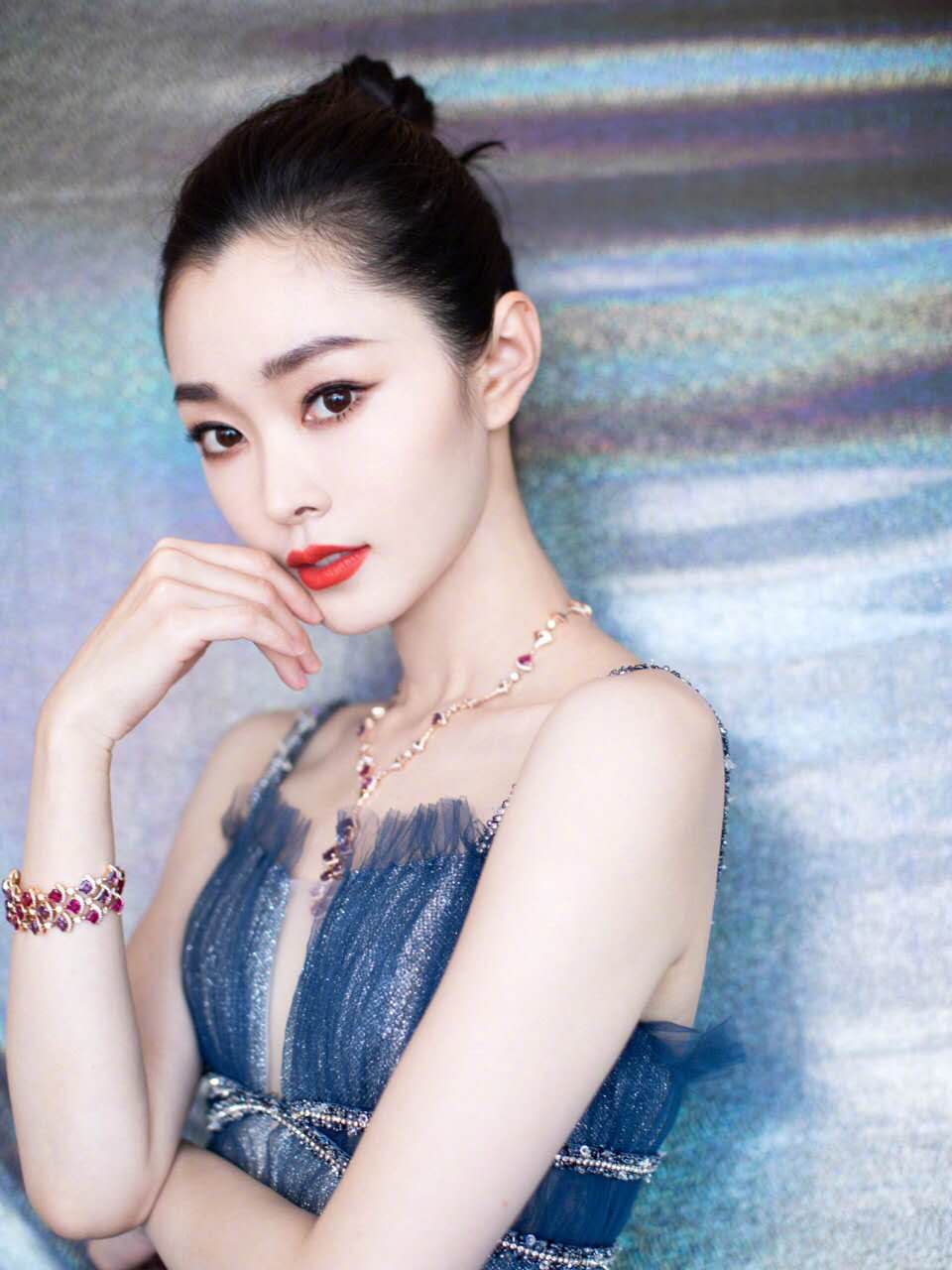 30岁宋轶图片,身穿薄纱礼服的宋轶真的是超级仙