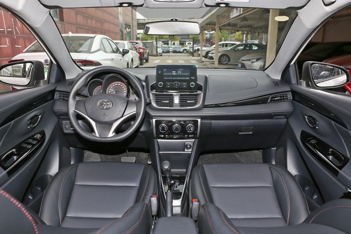 15万到20万左右丰田轿车全部车型,丰田十万出头哪款车性价比高