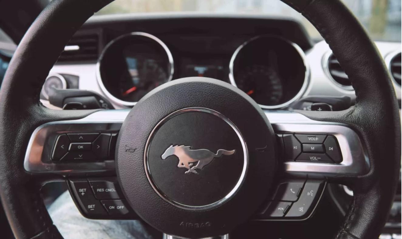 2.3t野马跑不过哪些车,野马2.3t驾驶感受