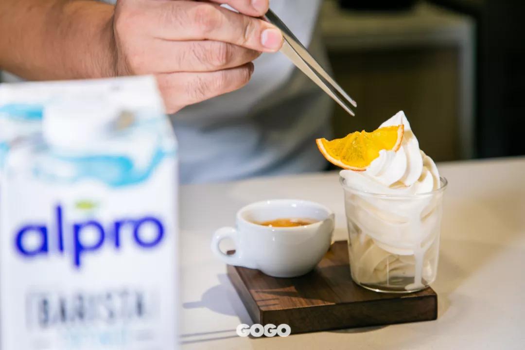 初秋的第一杯咖啡,初秋的第一杯红茶