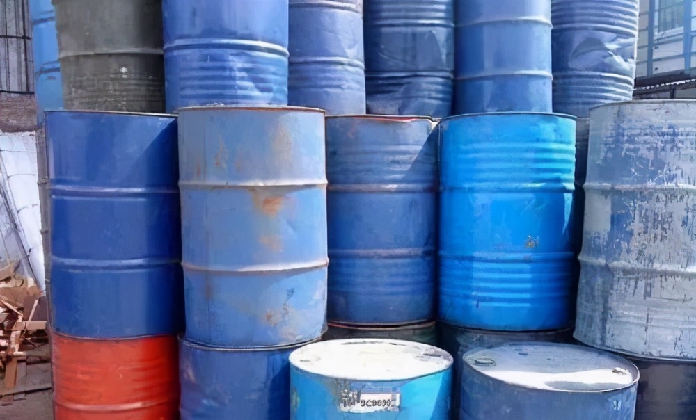 废旧化学铁桶制作的铁锅危害,废油桶压制出来的铁锅的危害