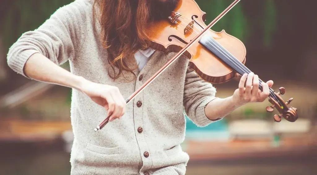 「招募」秋风送爽，情暖人间｜佳鸿·深圳驰宝爱老敬老公益行