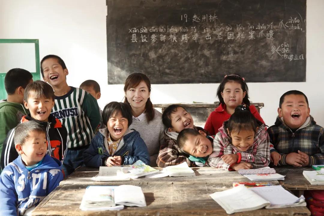 最全双语版！国家主席习*平近**发表二〇二一年新年贺词