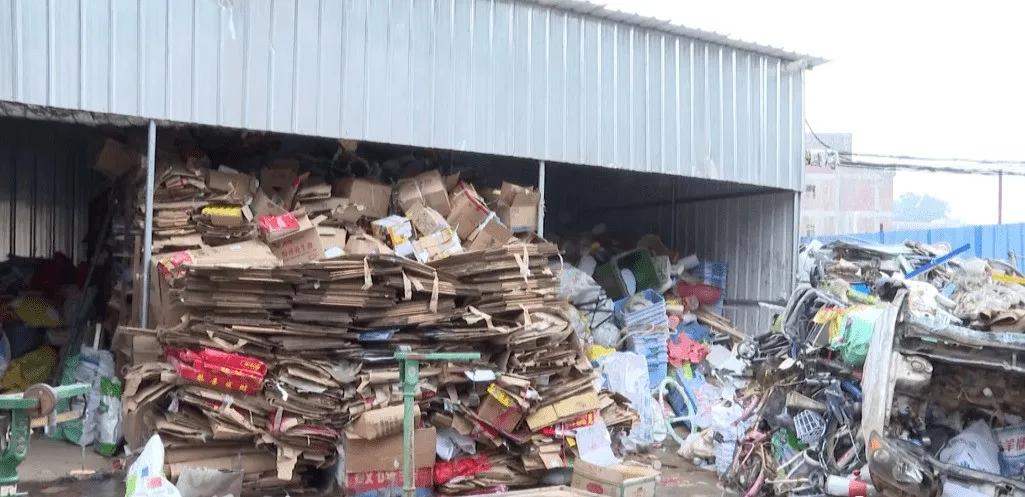 致富经垃圾堆里的商机,垃圾堆里亿万富翁