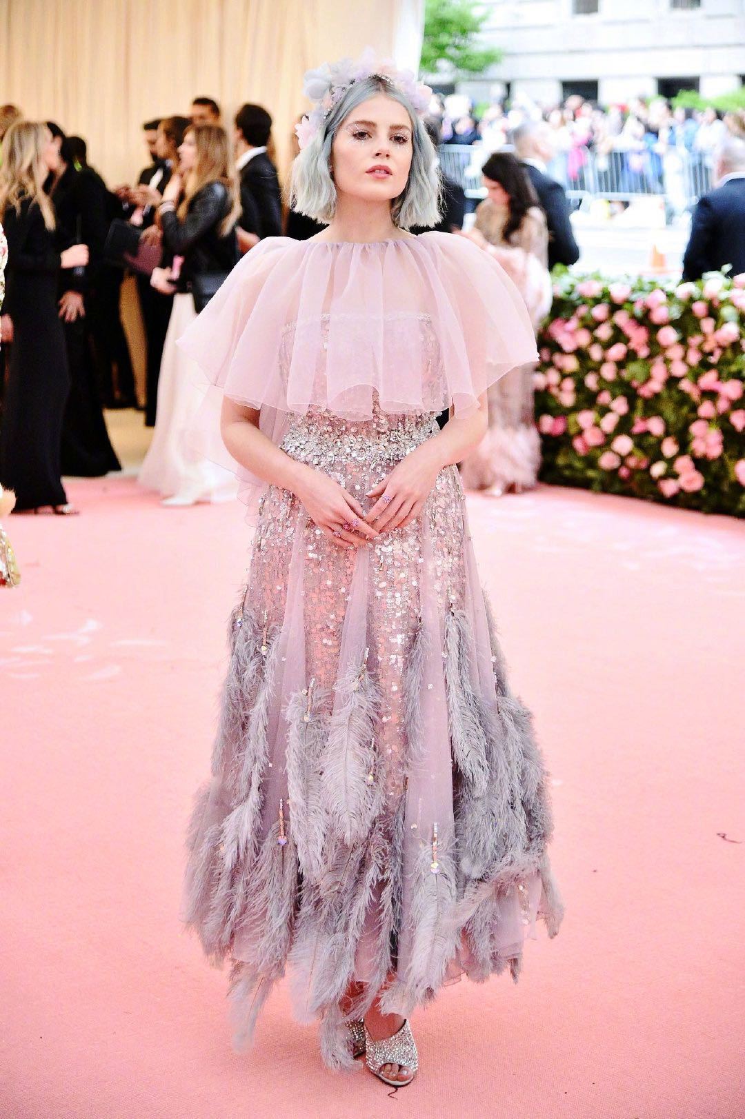 100张超级好看的照片,metgala20个最佳造型
