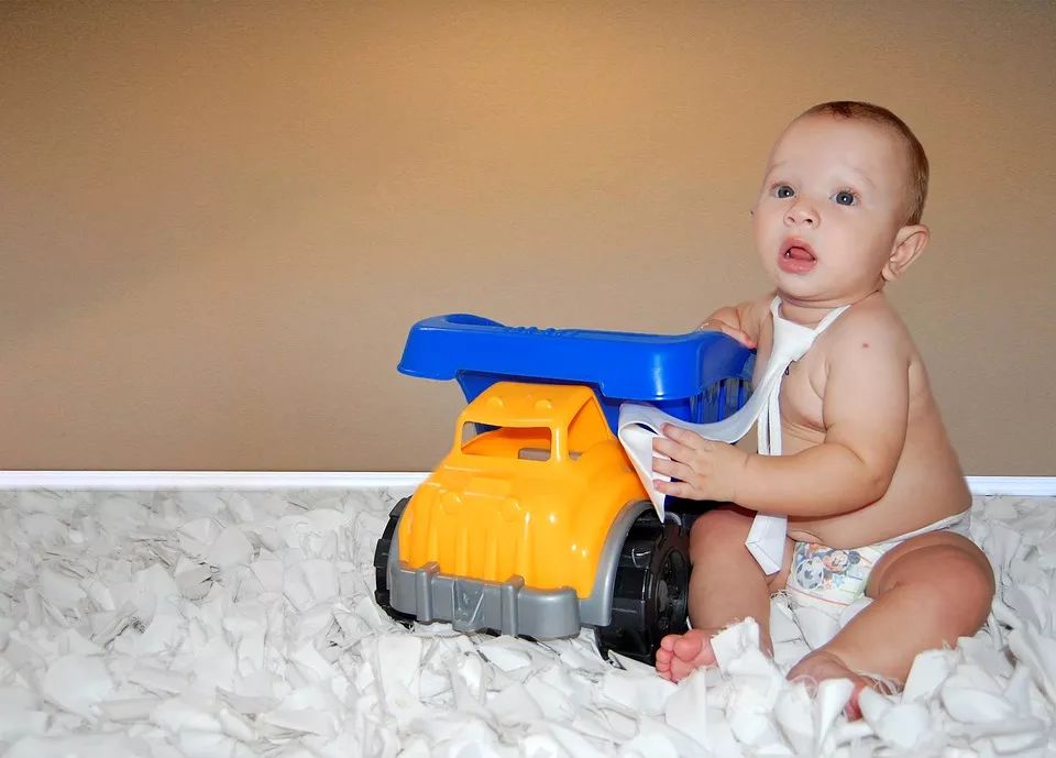 天气热穿纸尿裤要注意什么,穿纸尿裤捂红了怎么办