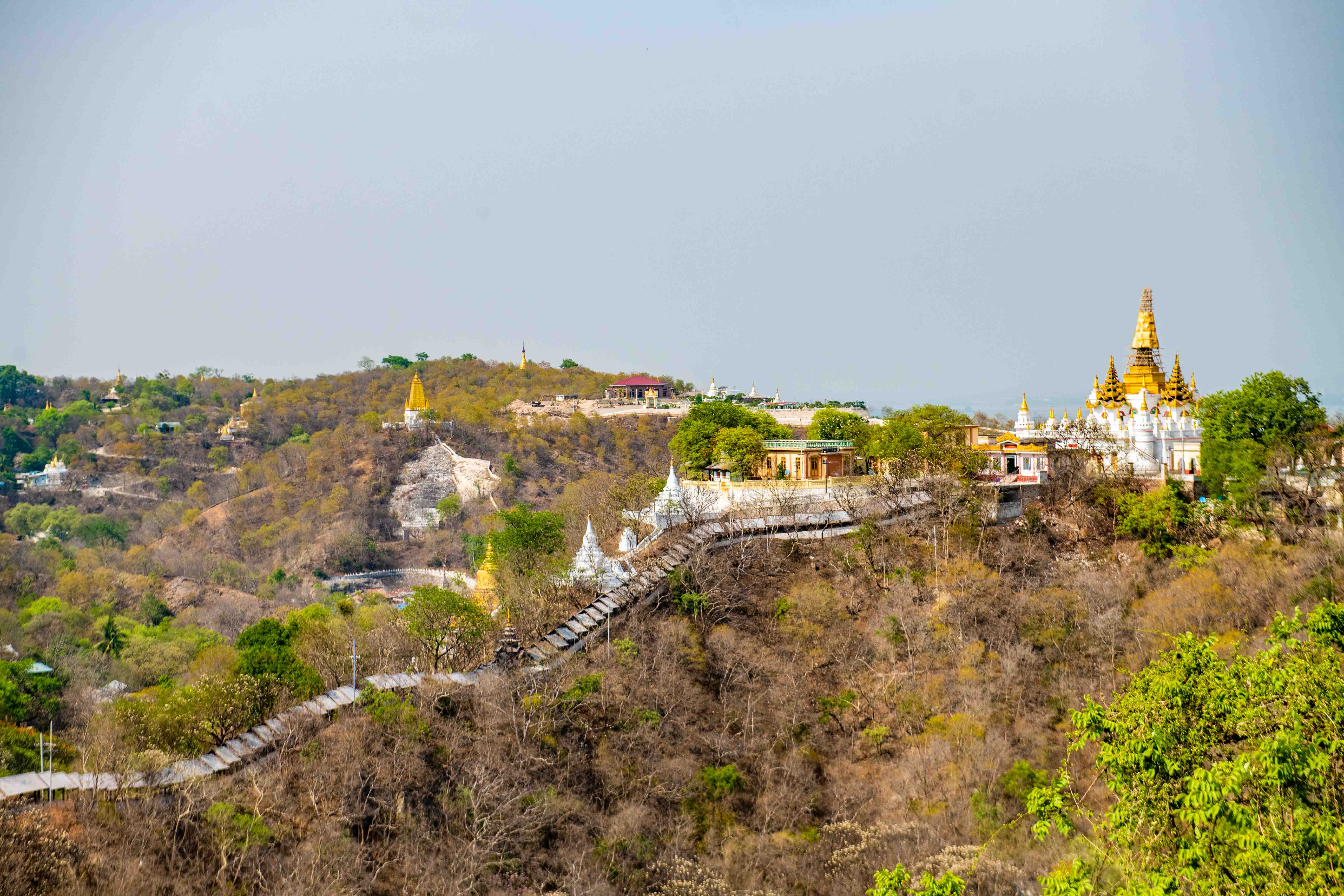 隐藏在缅甸大山里的卧佛,缅甸最高的山