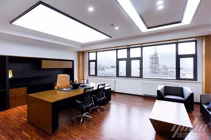 这才是办公桌的正确选择方式