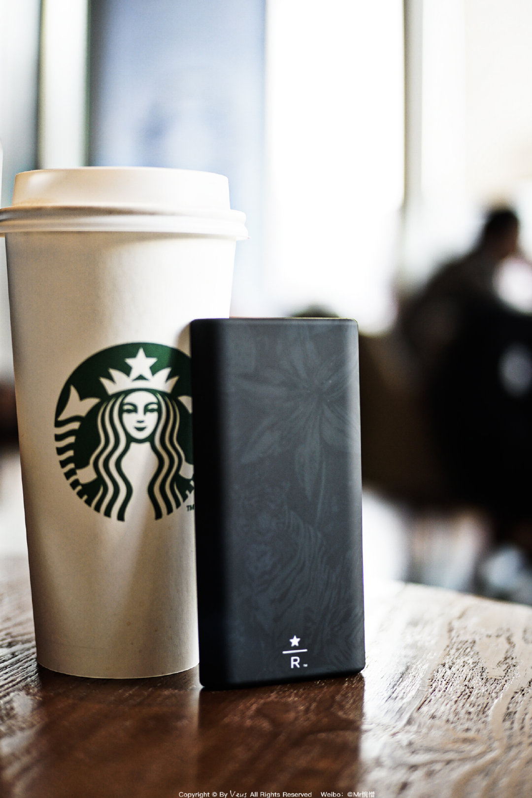 共享充电宝行业巨头美团登场,充电宝两大巨头