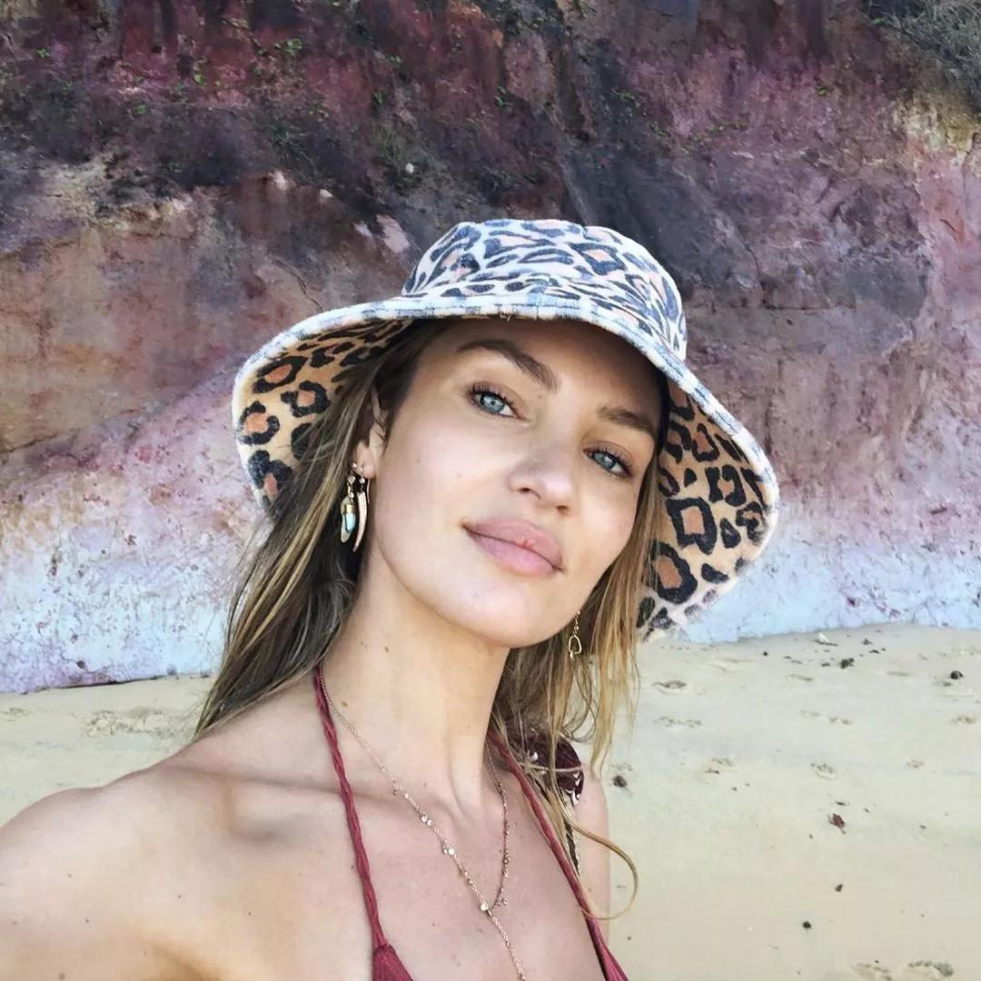 新年发型头发少,新年就要换新发型图片