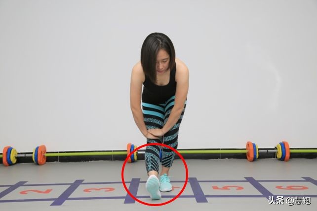 谢震业伤缺，中国接力赛扔跑出世界第六！肌肉拉伤如何康复？