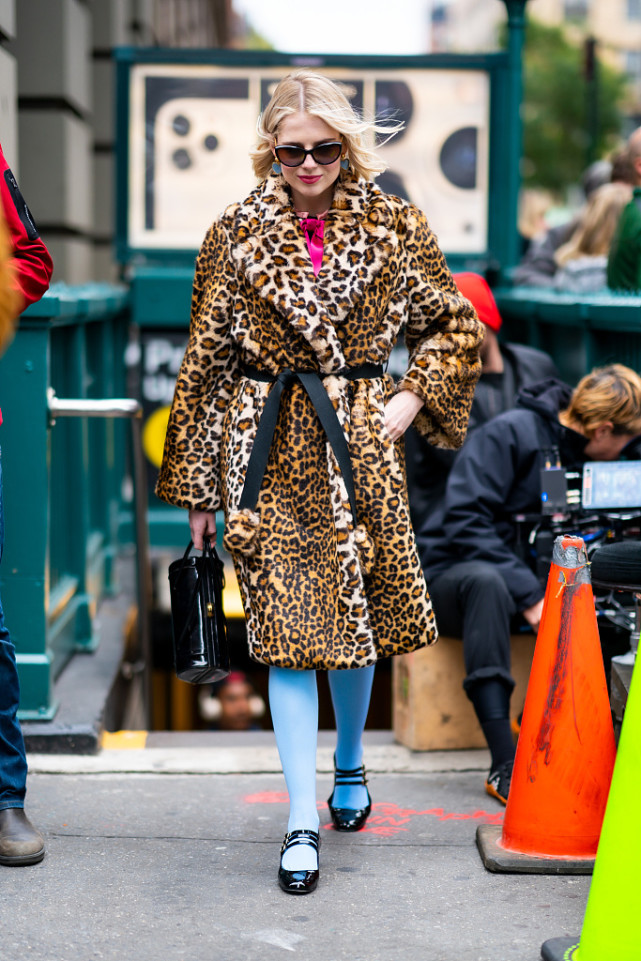 腰带百搭优雅风,气质百搭懒人系腰带