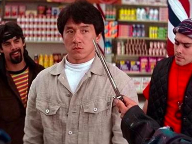 急先锋成龙杨洋母其弥雅,急先锋花絮杨洋做人工呼吸