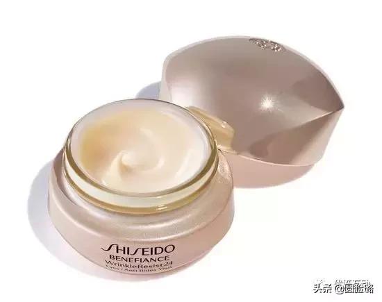 眼霜怎么用才是最好用的方法 (哪种眼霜最好用又有效)