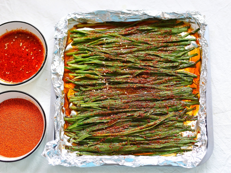 烤韭菜怎么烤才好吃,烤韭菜需要什么调料空气炸锅