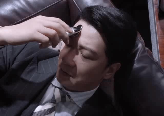 精英律师栗娜干练情商高,精英律师栗娜个人简介