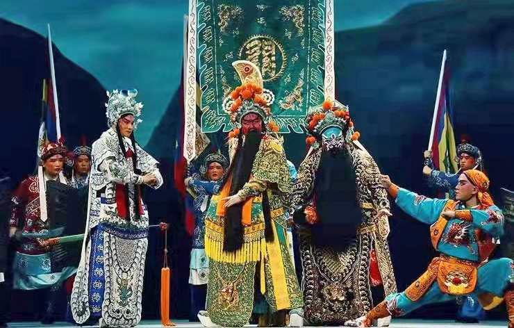 戏曲电影从第一张胶片走向观众,高清银幕下还能救活戏曲剧种吗?