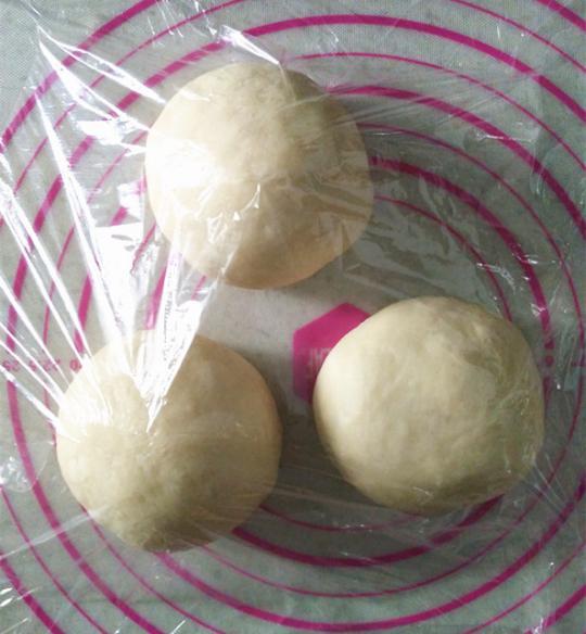 吐司面包怎么做不干硬,吐司面包为什么外边干硬